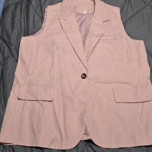 Pink Sleeveless Buttoned Vest